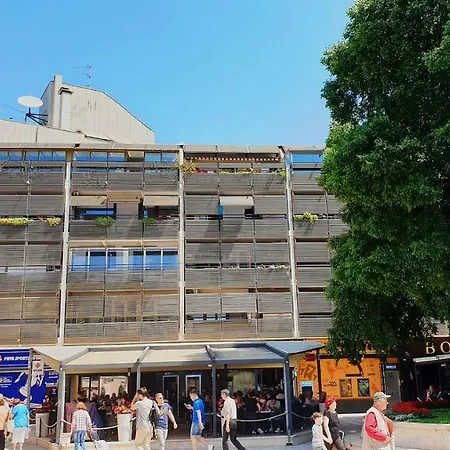 Апартаменты Ave Caesar