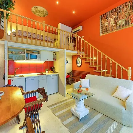 Апартаменты Ave Caesar *