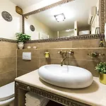 Ave Caesar *